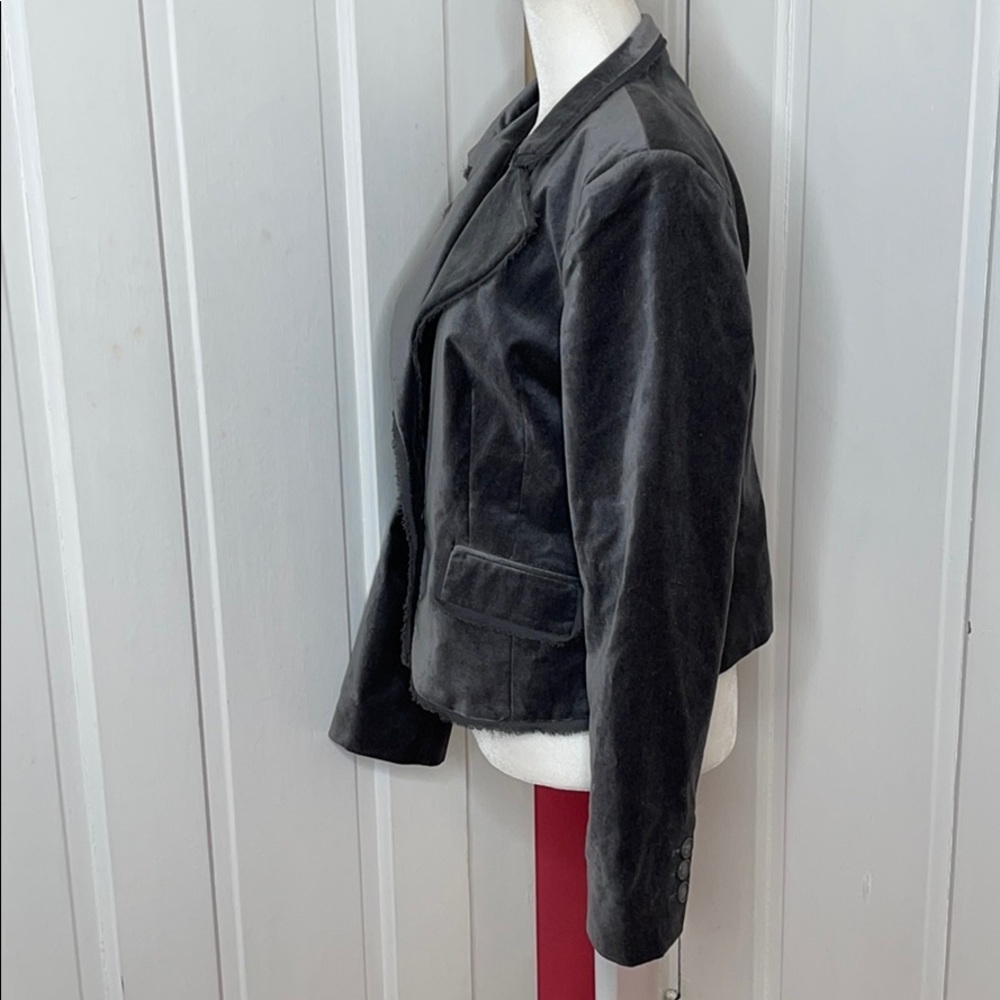 SHE SAID•JACKET - Picture 4 of 14
